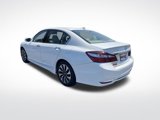 Used 2017 Honda Accord Touring image 3