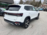 New 2025 Volkswagen Taos SEL image 4