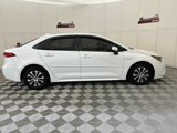 Used 2021 Toyota Corolla LE image 2