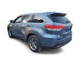 Used 2018 Toyota Highlander SE image 4