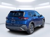 Used 2022 Nissan Rogue SV image 3