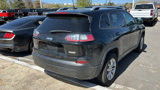 Used 2020 Jeep Cherokee Latitude w/ Cold Weather Group image 6