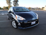 Used 2014 Toyota Prius C One image 2