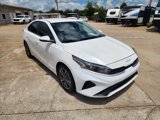 Used 2023 Kia Forte LXS w/ LXS Technology Package image 2