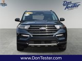 Used 2022 Ford Explorer XLT w/ Equipment Group 202A image 3