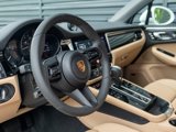 Used 2025 Porsche Macan image 4