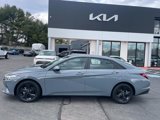 Used 2023 Hyundai Elantra SEL image 2