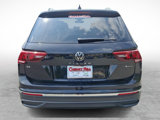 Used 2022 Volkswagen Tiguan SE image 4