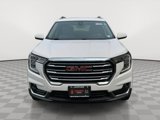 Used 2022 GMC Terrain SLT image 2