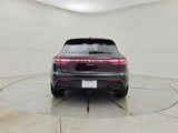 Certified 2025 Porsche Macan image 6