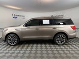 Used 2019 Lincoln Navigator Select w/ Technology Package image 3