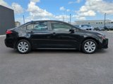Used 2020 Toyota Corolla LE image 3