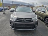 Used 2018 Toyota Highlander AWD V6 image 3