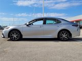 Used 2023 Toyota Camry SE image 3
