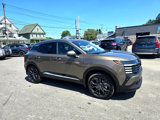 Used 2025 Nissan Kicks SR image 4