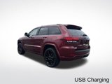 Used 2019 Jeep Grand Cherokee Altitude image 3