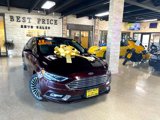 Used 2017 Ford Fusion SE w/ Fusion SE Technology Package image 2
