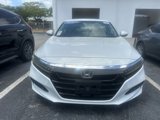 Used 2018 Honda Accord Touring image 2