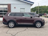 Used 2022 Kia Telluride LX image 2
