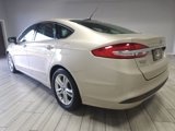Used 2018 Ford Fusion SE w/ Fusion SE Technology Package image 3
