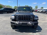 Used 2021 Jeep Gladiator Overland image 2