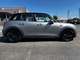 Used 2019 MINI Cooper 4-Door Hardtop w/ Storage Package image 6