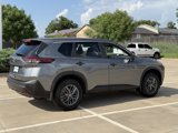 Used 2021 Nissan Rogue S image 2