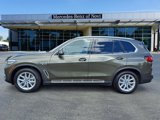 Used 2023 BMW X5 xDrive45e image 2