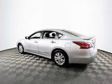 Used 2015 Nissan Altima 2.5 S w/ Sport Value Package image 5