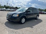 Used 2013 Chrysler Town & Country Touring image 4