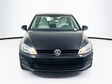 Used 2017 Volkswagen Golf S image 2