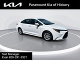 Used 2022 Toyota Corolla LE image 2