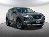 Used 2023 Nissan Rogue S image 2