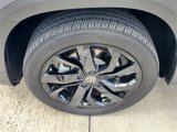Used 2022 Volkswagen Taos SE w/ Panoramic Sunroof Package image 4