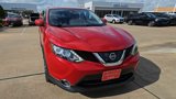Used 2017 Nissan Rogue Sport SL w/ SL Premium Package image 2