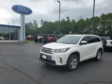 Used 2017 Toyota Highlander Limited image 2