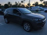 Used 2023 Jeep Compass Latitude image 2