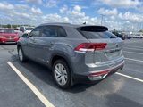 Used 2021 Volkswagen Atlas Cross Sport SE image 5