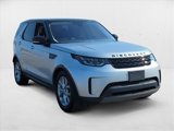 Used 2019 Land Rover Discovery SE image 3