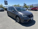 Used 2021 Chrysler Pacifica Touring-L image 4