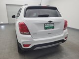 Used 2020 Chevrolet Trax LT w/ LT Convenience Package image 6