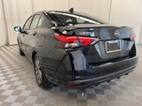 Used 2023 Nissan Versa SV image 3