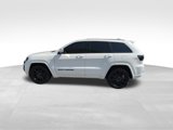 Used 2020 Jeep Grand Cherokee Altitude image 2