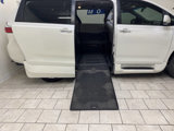 Used 2015 Toyota Sienna XLE image 6