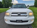Used 2006 Toyota Sequoia SR5 image 3