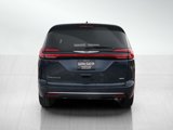 New 2025 Chrysler Pacifica Select image 5