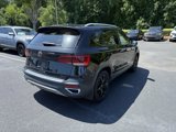 Used 2022 Volkswagen Taos SE image 4