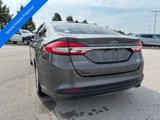 Used 2017 Ford Fusion SE w/ Fusion SE Technology Package image 4