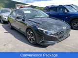 Used 2023 Hyundai Elantra SEL w/ Convenience Package image 2