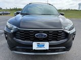 Used 2023 Ford Escape ST-Line Select w/ Tech Pack #1 image 2